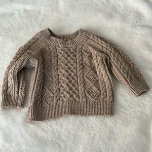 Gap baby camel cable knit sweater 6-12 months